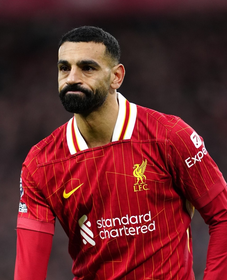 爱游戏体育-关于拜仁不断突破！，萨拉赫连续二十场比赛得分超过锐不可当热度持续攀升的信息