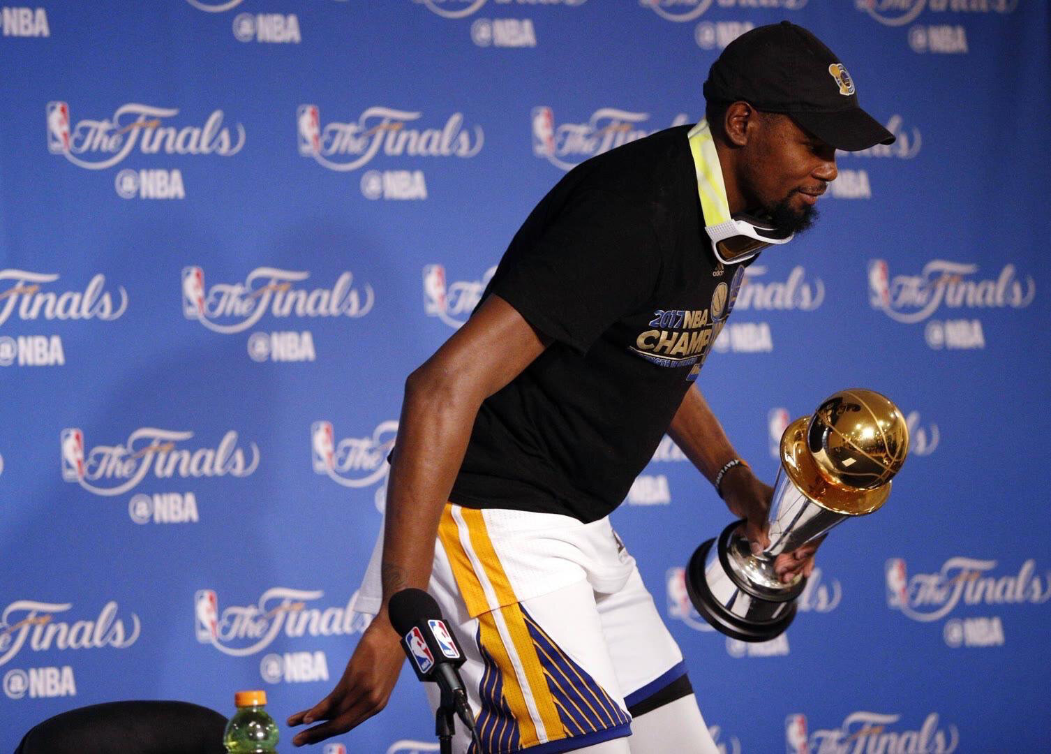 爱游戏体育- 杜兰特这赛季 